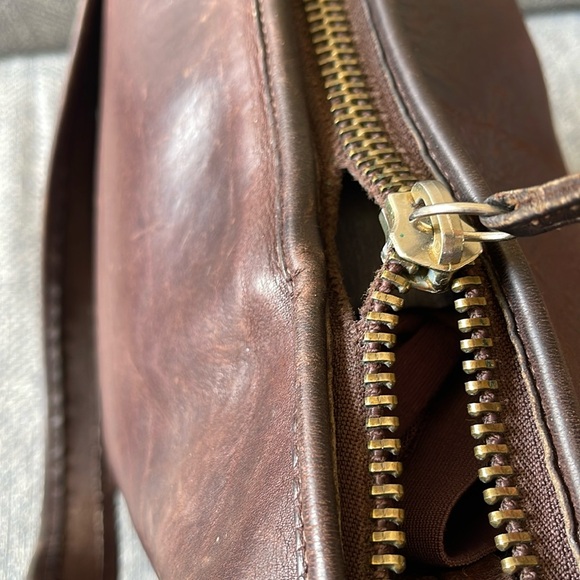 Coach Bleeker Vintage Brown Leather Bucket Crossbody Bag - Picture 12 of 16